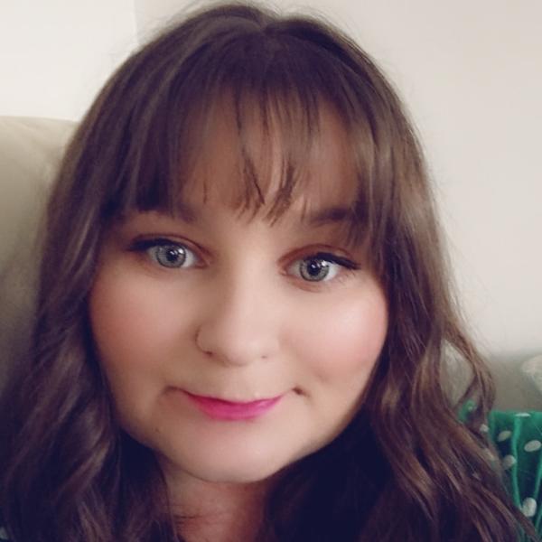 Laura's avatar